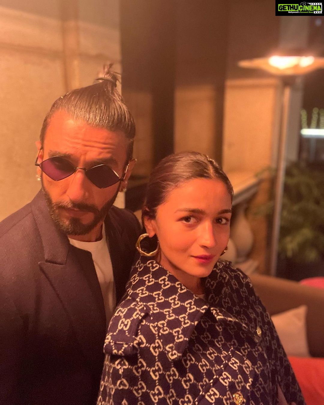 Karan Johar Instagram - Rocky and Rani on a night out ! #rockyaurranikipremkahani #day56 of shoot !! #delhishenanigans