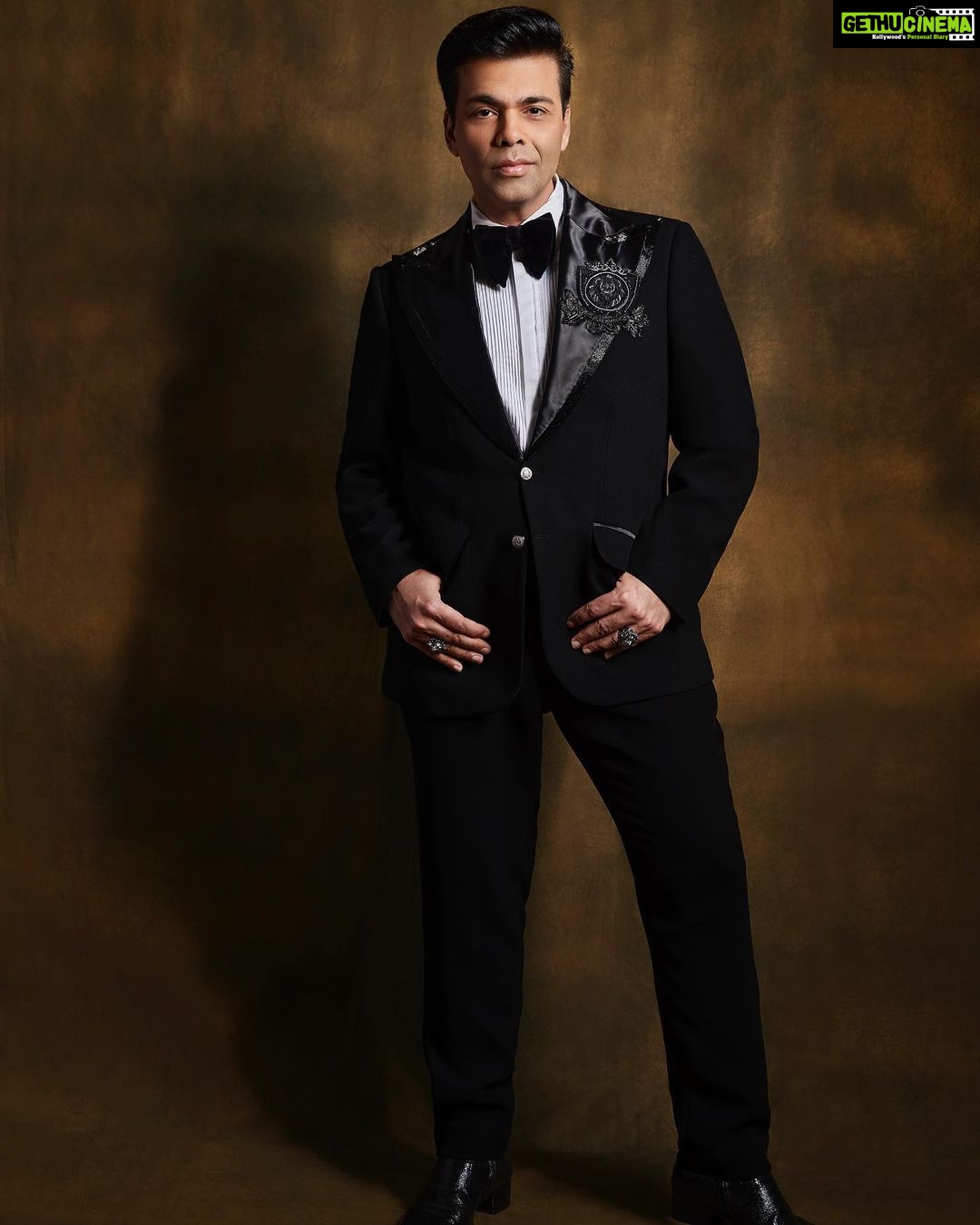 Karan Johar Instagram - All Tuxed up!!! #luxtux in @manishmalhotraworld @manishmalhotra05 styled by @ekalakhani managed my @len5bm @dcatalent 📸 @maajidkhan88
