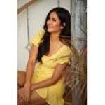 Katrina Kaif Instagram – Mood 🌞 💛🟡 sooo happy to be getting back to working with my team everyday ….( missed everyone in person as lovely as zoom is 😌)