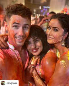 Katrina Kaif Instagram - 💛