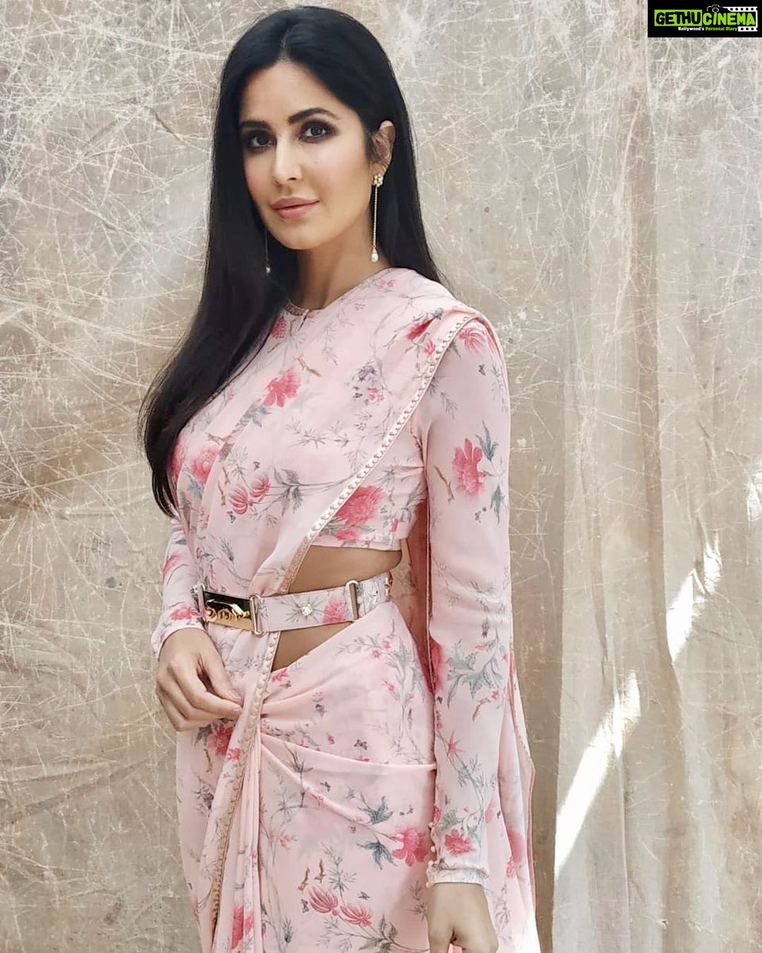 Katrina Kaif Instagram - भारत प्रमोशन - कपिल शर्मा शो आज 🌸