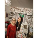 Katrina Kaif Instagram – Merry Christmas from us to u ❤️❤️❤️🎄🎁