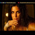 Katrina Kaif Instagram - Aashiq kitne jal gaye bechare Jab aayi main #HusnParcham lehraane! Link in bio. @iamsrk @anushkasharma @aanandlrai @bhoomitrivediofficial @ajayatulofficial @BoscoMartis #IrshadKamil @tseries.official @RedChilliesEnt @cypplofficial @therajakumari