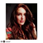 Katrina Kaif Instagram - Beautiful 🧚‍♀️selfie ....... yessss the best selfie phone #findyourselfie is launching on 7 th June , follow @xiaomiindia to stay updated 🌟👩🏻