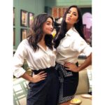 Katrina Kaif Instagram – BFF ❤️💄🌟💃🌺❤️️#twinning with @aliaabhatt