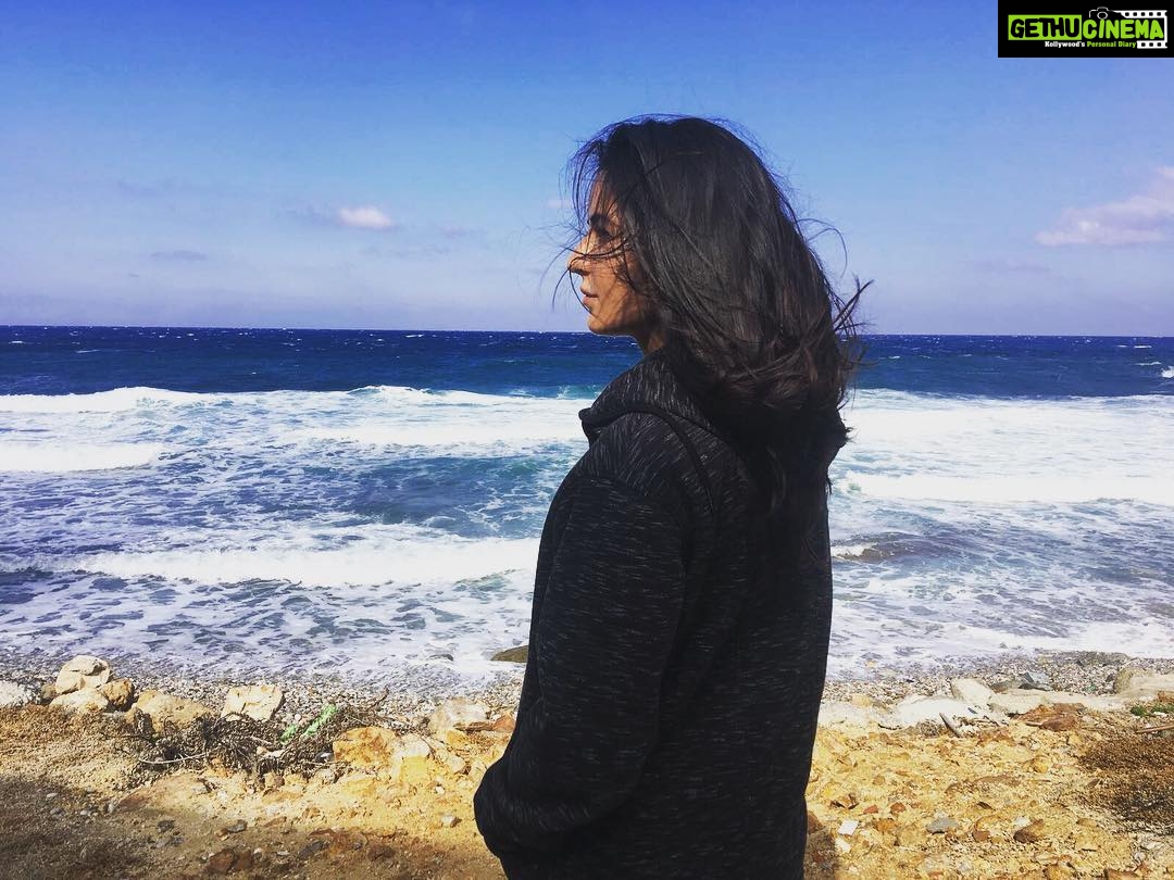 Katrina Kaif Instagram - The earth has music for those who listen🦄🌟 ..... (author :some confusion on that 🤔)