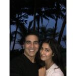 Katrina Kaif Instagram - Akshay ......... you were right u take better pics than me ..... finally a picture together after a longgggggg time .... love u ....... @akshaykumar