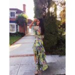 Katrina Kaif Instagram - Happy sunny days 🌟🌞@tanghavri @peterpilotto