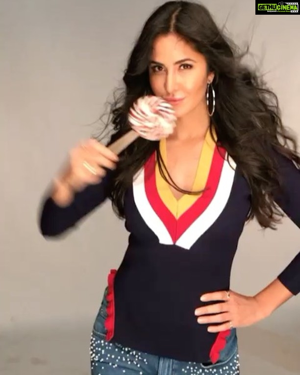 Katrina Kaif Instagram - colorpop #sweettreats #workandplay