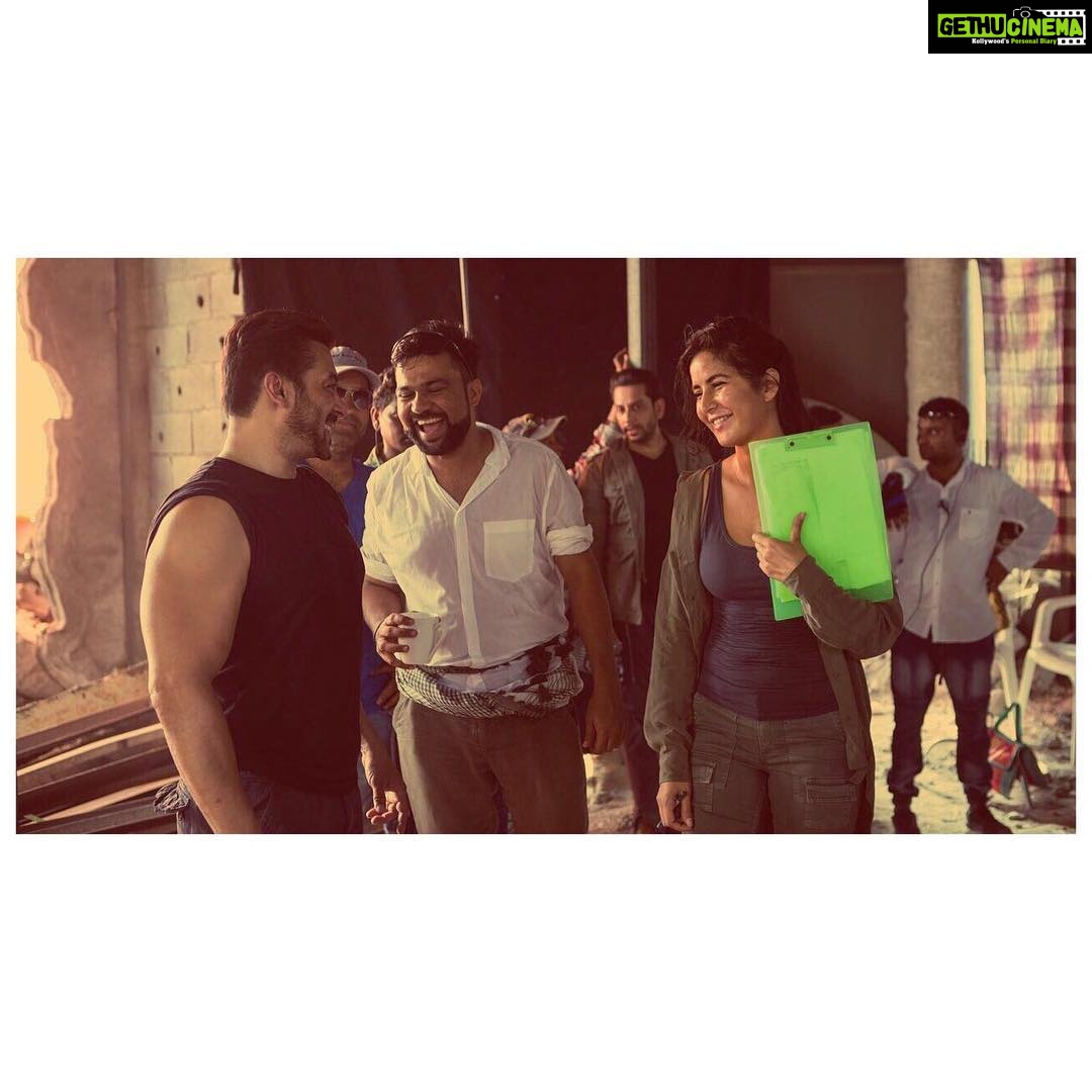 Katrina Kaif Instagram - Scenes wrap πonly one song left ππ.... @aliabbaszafar , that's a very big smile ... #tigerzindahai