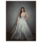 Katrina Kaif Instagram – Thank you #IIFA , NJ , NY and all the amazing people who came to the show for an amazing night .
The lovely outfit by @ziadnakad