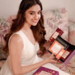 Keerthy Suresh Instagram - A box of @bhoomitra.store's products, a box full of nature's goodness. Gift yourself and your loved ones the best of nature with @bhoomitra.store. Check out www.bhoomitra.store! #Bhoomitra #SattvaGiftBox