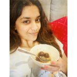Keerthy Suresh Instagram - Sunday is cheat day? Well then I guess I was cheating on Friday too 😜 #CheatDay #FridayCheatDay