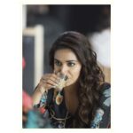 Keerthy Suresh Instagram - #InternationalTeaDay ☕️ #FavouriteBeverage #TeaLover #ChaiLover #EnjoyingMyCupOfTea ❤️