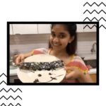 Keerthy Suresh Instagram - What’s cookin? 🤔 Sunday is quite the fun day! #sundayfunday #sundayvibes #cookingathome #cookingvideo #doseofcolors #quarantinecooking #chocolatedosa