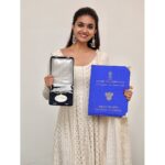 Keerthy Suresh Instagram - I loved you and I will always love you. You are super special to me and will continue to be the most exciting story to narrate in my journey. 2019, I didn’t want to let you go but now it is time we welcome 2020 ❤ Custom made Outfit by - @apekshathelabel Jewellery - @amrapalijewels  M&H - @moovendhar_makeup @hairbyrajabali Photography - @neil_chakraborty Styling - @shravyavarma #styledbyshravyavarma