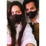 Kiara Advani Instagram - And we are back 🙏🏼😎 #JugJuggJeeyo with my partner in health! @varundvn 🤍