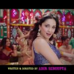 Kiara Advani Instagram - ये हैं Indoo हसीना पागल दीवानी 💃🏻🙏🏼🤗🥰#IndooKiJawani #HasinaPagalDeewani song out now!! link in bio 💥 @adityaseal @mallikadua @abirsenguptaa @mikasingh @shabbir_ahmed9 @aseeskaurmusic @iamkrutimahesh @onlyemmay @madhubhojwani @nikkhiladvani #BhushanKumar @divyakhoslakumar #KrishanKumar @ashesinwind @ryanivanstephen @tseriesfilms @tseries.official @emmayentertainment @electricapplese