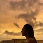 Kiara Advani Instagram - Making the most of every sunset ☀️