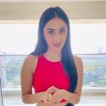 Kiara Advani Instagram - I take a lot of pride in who I partner with. Indeed's mission is to help people get jobs and I’m happy to share this with you. If you’re looking for a job go to Indeed.com to find one #IndeedHelps @indeedworks