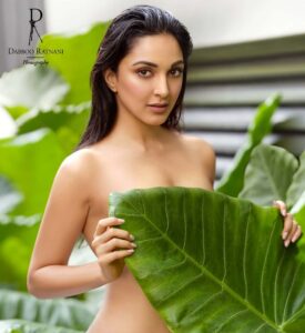 Kiara Advani Instagram - A leaf out of #DabbooRatnaniCalendar! @dabbooratnani @manishadratnani