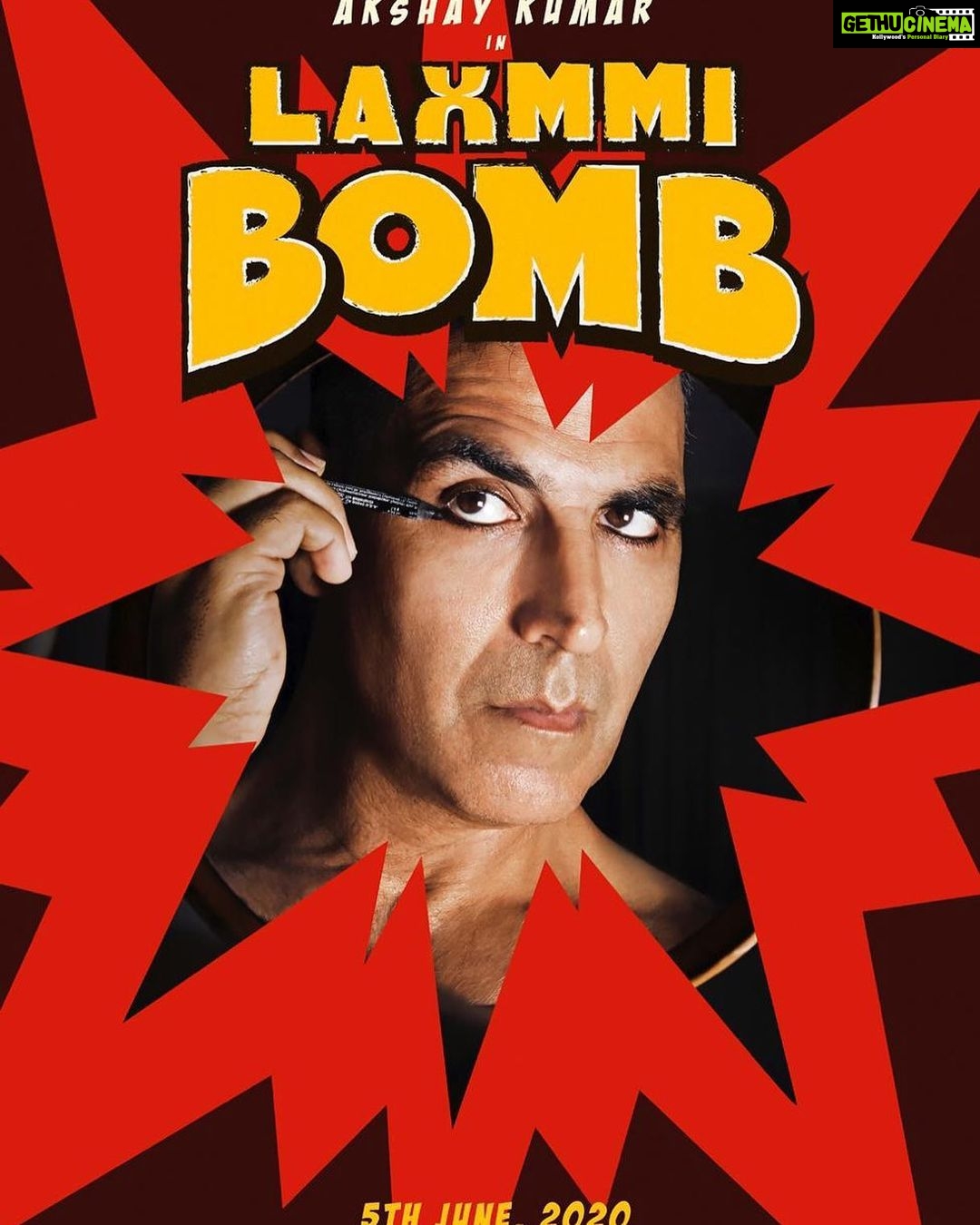 Kiara Advani Instagram - Excited to announce my next film with the one and only @akshaykumar #LAXMMIBOMB 💥releasing 5th June 2020 💥 shoot in progress! Fox Star Studios Presents A Cape of Good Films Production in association with Shabinaa Entertainment & Tusshar Entertainment House Written by Farhad Samji Directed by Raghava Lawrence @shabskofficial @foxstarhindi #CapeOfGoodFilms @RowdyGabbar @tusshark89