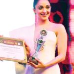 Kiara Advani Instagram – Thankyou #AsiaVisionMovieAwards for this prestigious honour #EmergingStarOfTheYear 🙏🏼