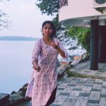 Krisha Kurup Instagram - When the background is beautiful and you have to dance ..... #kerala #backwaters #varnam #bharatanatayam #dancer #bharatanatayamdance #indianclassical #cladsicaldancer #krishnavarnam #mood #likes #lovefordance #dancing #expressions #express #smile #krishakurup #instagram