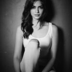 Kriti Kharbanda Instagram – The magic of black n white :) #throwback