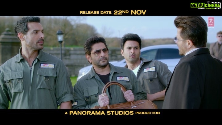 Kriti Kharbanda Instagram - Dimaag lagaoge toh bada pachtaoge 🤪 #Pagalpanti, in cinemas 22nd Nov!! @anilskapoor @arshad_warsi @pulkitsamrat @ileana_official @urvashirautela @saurabhshuklafilms @aneesbazmee @thejohnabraham @bhushankumar @kumarmangatpathak @abhishekpathakk @anandpandit @tseriesfilms @tseries.official @anandpanditmotionpictures @panorama_studios