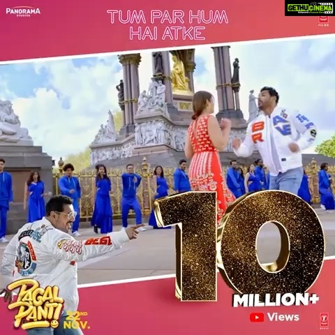 Kriti Kharbanda Instagram - 10 million people cannot stop grooving over #TumParHumHaiAtke. Are you one of them? π #pagalpanti @aneesbazmee @ileana_official @urvashirautela @anilskapoor @thejohnabraham @arshad_warsi @pulkitsamrat @bhushankumar @kumarmangatpathak @abhishekpathakk @tseries.official @panorama_studios