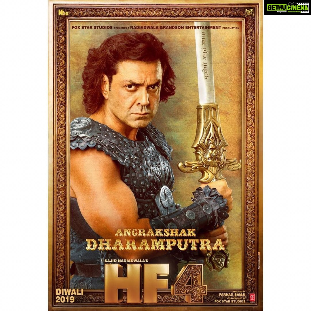 Kriti Kharbanda Instagram - Meet Dharam β and Max πββ! Kahaani π inki jo shuri hui thi 1419 π mein, khatam hogi 2019 mein! Dekhiye kaise in the trailer of #Housefull4 πΏon 27th September. #SajidNadiadwala @iambobbydeol @farhadsamji @wardakhannadiadwala @foxstarhindi @nadiadwalagrandson