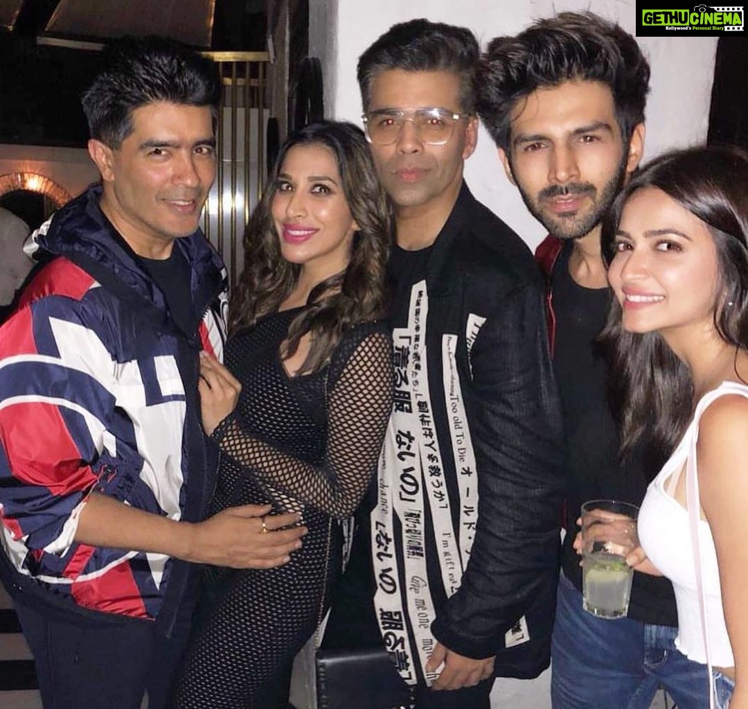 Kriti Kharbanda Instagram - Happiest birthday @karanjohar ❤️❤️ Thank u for your movies and your magic! May u continue to shine! ❤️ have a great day and an amazing year ahead!