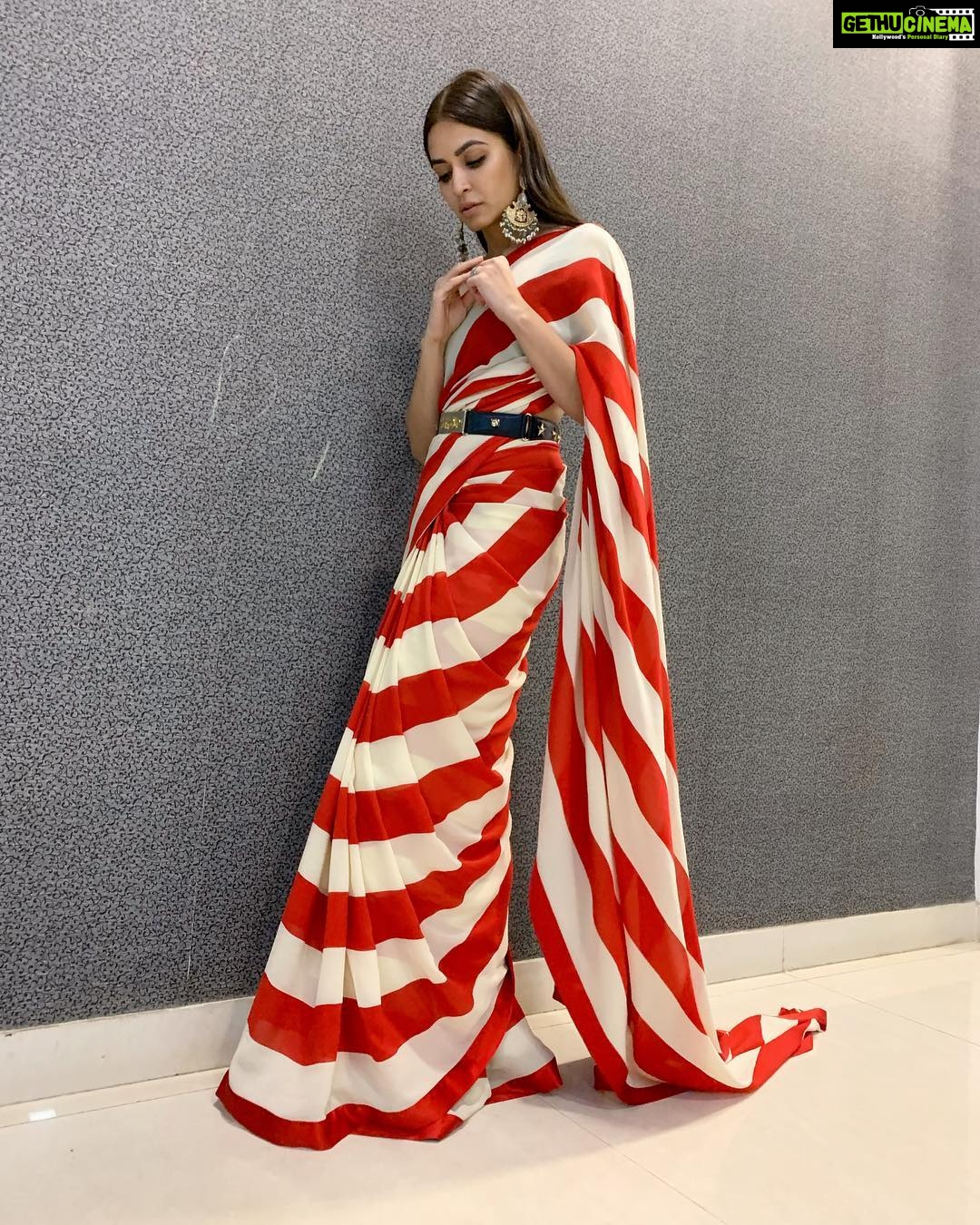 Kriti Kharbanda Instagram - Wearing @sabyasachiofficial ❤️ styled by the most amazing @bridelanindia ❤️