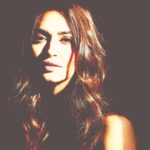 Kriti Kharbanda Instagram - Let your weird light shine so bright,so the other weirdos know where to find you 🙃🙃