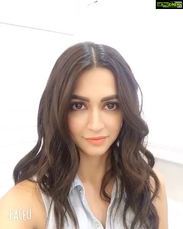 Kriti Kharbanda Instagram - Wish you all a very Happy Diwali! I'm having a lot of fun with these super cute Diwali stickers on the @faceu_official app. You can use them too by downloading their app! . You can follow them at @faceu_official & participate in the Diwali contest and stand a chance to win a brand new iPhone XS! . Download the Faceu app from the link in my story! . #faceu #diwali #faceu_diwaliselfie @faceu_official