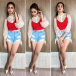 Kriti Kharbanda Instagram - Today in bengaluru !! . . Top- @appapop Shorts- @forever21 Sheer shirt- @shrutisancheti Styled by @anishagandhi3 @rochelledsa ❤️❤️ HMU by my amaze @heemadattani 😘 managed by my cutie @sarah.a88 😘