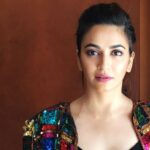 Kriti Kharbanda Instagram – Closer look at HMU today :) @pompyhans ❤️❤️ #veereykiwedding #bengaluru #2ndmarch