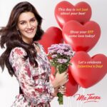 Kriti Sanon Instagram - #HappyGalentinesDay to all you beautiful girls! Hope you have a day full of love, laughter and pizza! 🍕💞 #HappyValentinesDay #Valentines #Love #CelebrateLove #LoveDay @ms.takenfashion