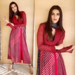 Kriti Sanon Instagram – ❤️❤️
Outfit @rasajaipur 
Earrings @minerali_store 
Styled by @sukritigrover 
Hair @aasifahmedofficial 
Make up @adrianjacobsofficial