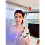 Kriti Sanon Instagram - Thank you for the 17Million love on instagram!! 💖I get so so overwhelmed and excited like a child to see that our InstaFam has grown so much and so fast!! 👏🏻💃🏻Thank you for always supporting me and giving me so much love, for all the lovely comments, the amazing edits, for making me walk down the memory lane every now and then and most importantly for motivating me to do better!💖💖 You guys are LOVE!!! ☺️🤗❤️😘 Keep the love coming! #17MillionOnInsta #InstaFam