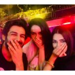 Kriti Sanon Instagram – Don’t ask why we are behaving like crackpots! 🤣 @shraddhakapoor @kartikaaryan #DinooKiShaadi