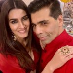 Kriti Sanon Instagram – Red Hot! Twinning in red with the one and only @karanjohar !! ♥️♥️ #aboutlastnight