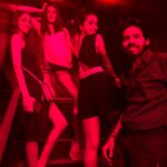 Kriti Sanon Instagram - Some of the mannnnnyyyy moments of last night with my favvv ppl! ♥️♥️♥️@pvijan @ayeshoe @kshitijm @adrianjacobsofficial @aasifahmedofficial ♥️♥️♥️♥️ #londondiaries
