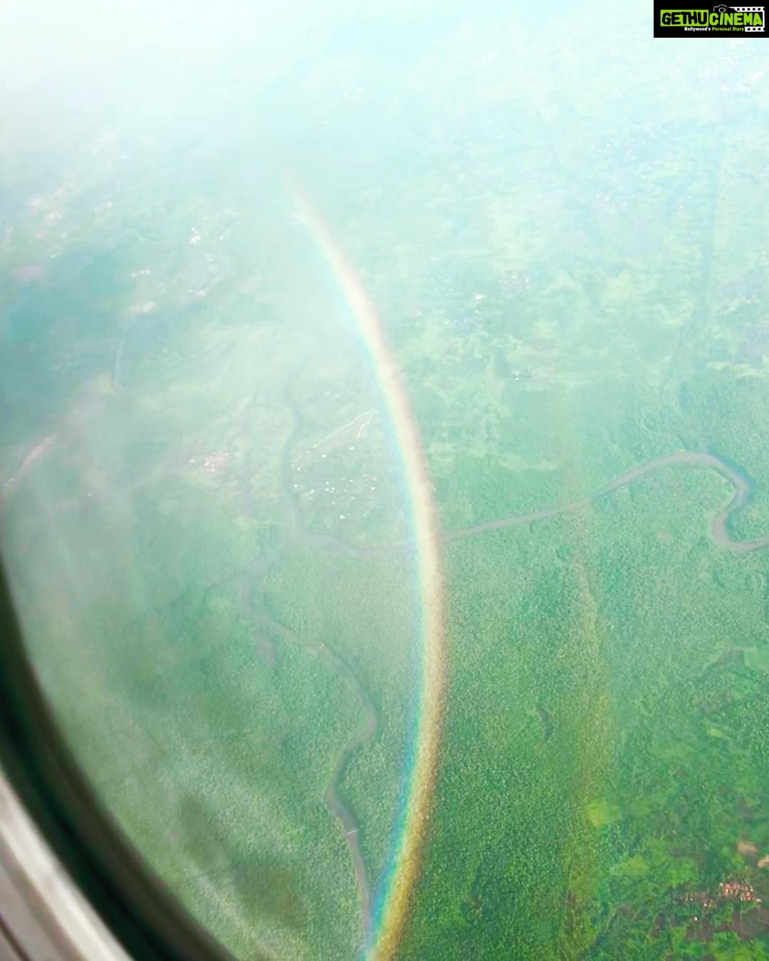 Kriti Sanon Instagram - The happiness of spotting a rainbow.. specially mid air! 🌈😃