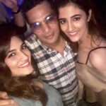 Kriti Sanon Instagram - Happpiiesttt Birthday bhai!! @castingchhabra wish you all the happiness and love!! May this year be yours and may everything u wish for comes true!! Love ya! ❤️🤗❤️🤗❤️🤗 @nupursanon