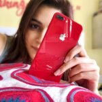 Kriti Sanon Instagram – Thrilled to go Red specially cos its for a good cause!!🎈🎈💃🏻 Get the gorgeous #REDiphone8Plus and contribute your bit towards an AIDS free generation!