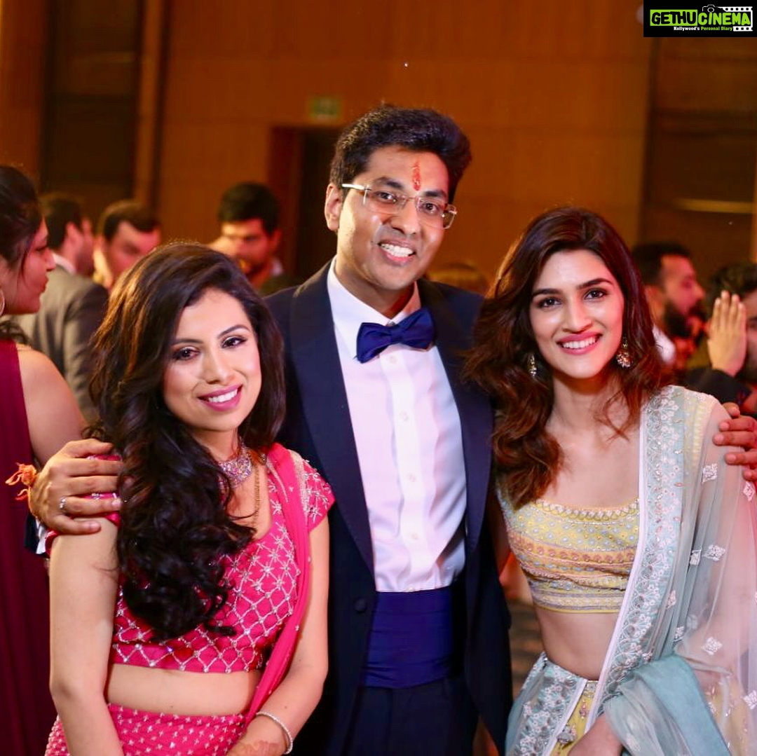 Kriti Sanon Instagram - Congratulations to this beautiful couple.. Wish you both all the love and happiness for a new beginning..♥️♥️♥️ so happy for u my friend-cum-bro @raghav1209 🤗🤗