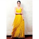 Kriti Sanon Instagram - Feeling Fringetastic in my perfect sunshine yellow outfit last night for HT Style Awards 💛💛💛 Outfit @demebygabriella Jewellery @minerali_store Hand stack @valliyan Makeup by @13kavitadas Hair by @aasifahmedofficial Styled by @sukritigrover 📷 by @ganeshpatil13