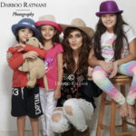 Kriti Sanon Instagram - BTS goofing around with these cuties! 😂😜 @dabbooratnani @manishadratnani #dabbooratnanicalendar2018